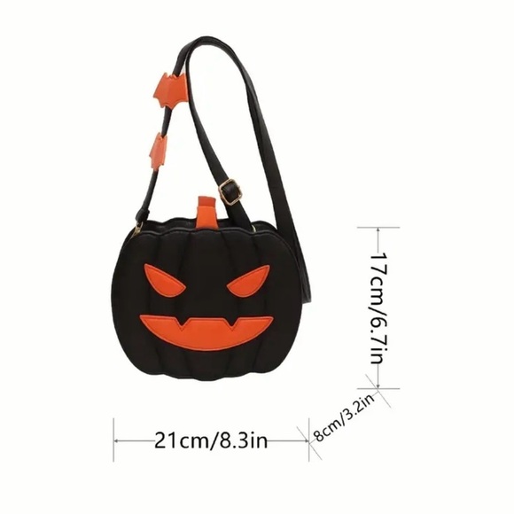 BLACK HALLOWEEN PUMPKIN JACKO LANTERN CROSSBODY WITH PUMPKIN BAG CHARM GOTH NWOT - Picture 6 of 6